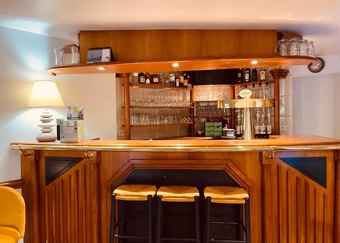 Hotel Restaurant Logis Chez Sophie 2*